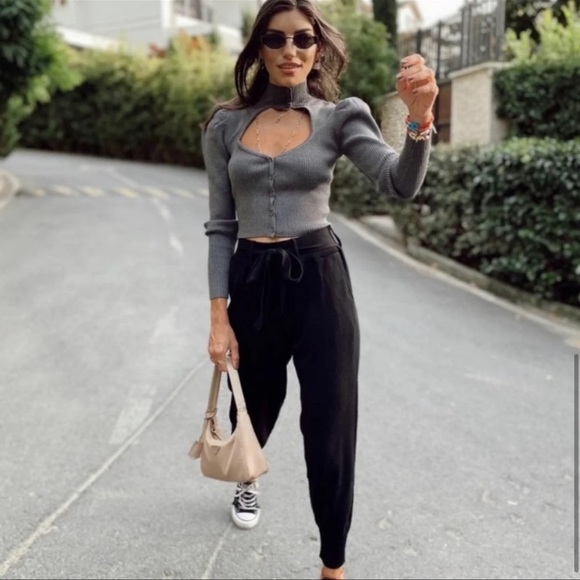 Blogger's Fav| NWT ZARA Cut Out Knit Sweater - Picture 12 of 16